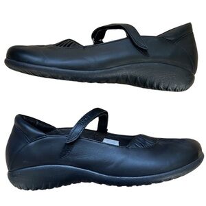 Naot Taramoa Leather Mary Jane Flats Size 9.5 Matte Black Comfort Slip On Shoes